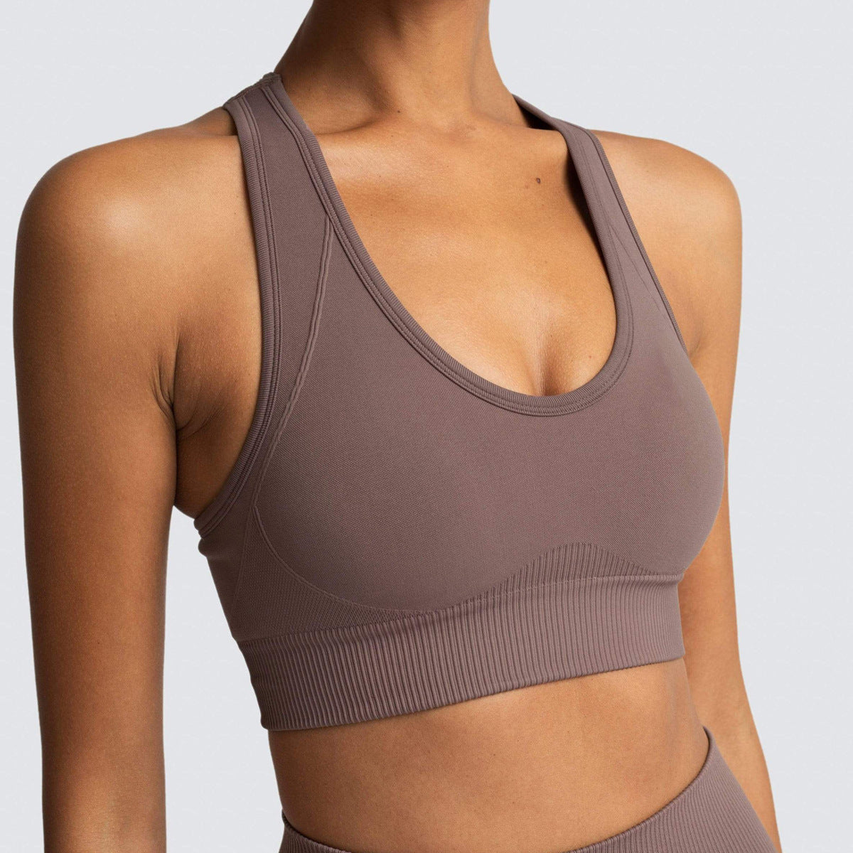 Seamless Ribbed-Knit Sports Bra