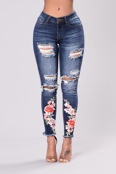 Women's Denim ripped Jeans With Embroidery